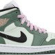 Wmns Air Jordan 1 Mid SE 'Dutch Green' Wmns Air Jordan 1 Mid SE 'Dutch Green'