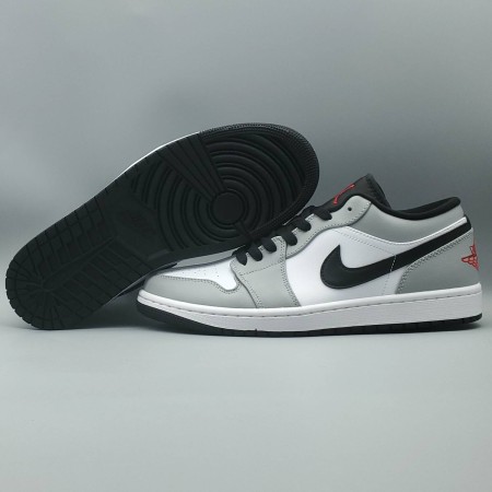 Air Jordan 1 Low 'Light Smoke Grey' Air Jordan 1 Low 'Light Smoke Grey'