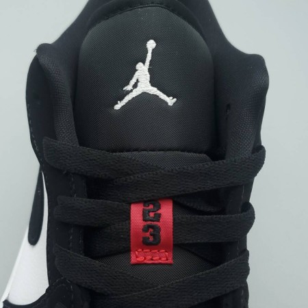 Air Jordan 1 Low 'Black Toe' Air Jordan 1 Low 'Black Toe'