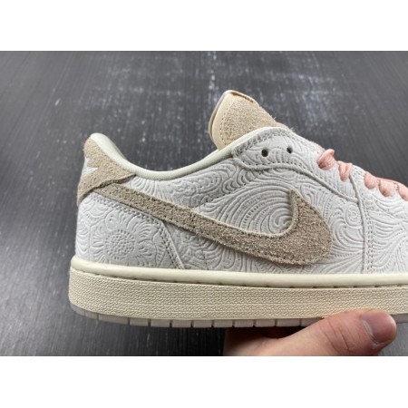 Chris Paul x Air Jordan 1 Retro Low OG 'Give Them Flowers' Chris Paul x Air Jordan 1 Retro Low OG 'Give Them Flowers'