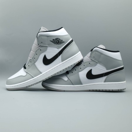 Air Jordan 1 Mid 'Smoke Grey' Air Jordan 1 Mid 'Smoke Grey'