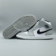 Air Jordan 1 Mid 'Smoke Grey' Air Jordan 1 Mid 'Smoke Grey'