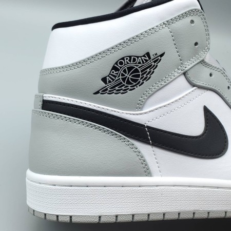 Air Jordan 1 Mid 'Smoke Grey' Air Jordan 1 Mid 'Smoke Grey'