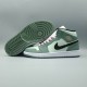 Wmns Air Jordan 1 Mid SE 'Dutch Green' Wmns Air Jordan 1 Mid SE 'Dutch Green'