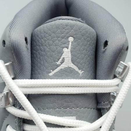 Air Jordan 12 Retro 'Stealth' Air Jordan 12 Retro 'Stealth'
