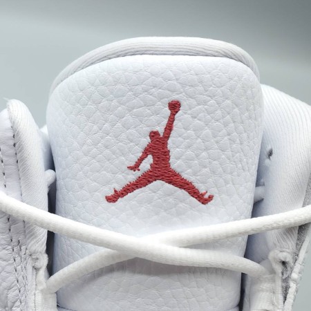 Air Jordan 13 Retro 'White Wolf Grey' Air Jordan 13 Retro 'White Wolf Grey'