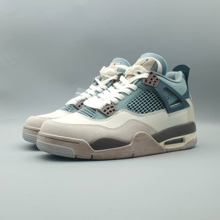 Air Jordan 4 'Snorlax Custom' Air Jordan 4 'Snorlax Custom'