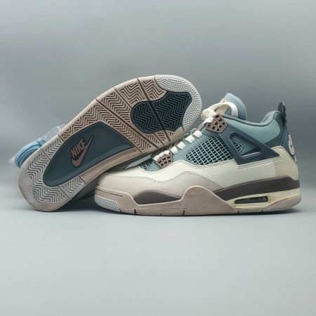 Air Jordan 4 'Snorlax Custom' Air Jordan 4 'Snorlax Custom'