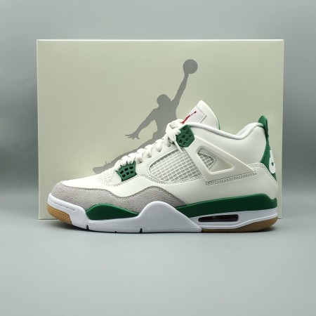 Nike SB x Air Jordan 4 Retro 'Pine Green' Nike SB x Air Jordan 4 Retro 'Pine Green'