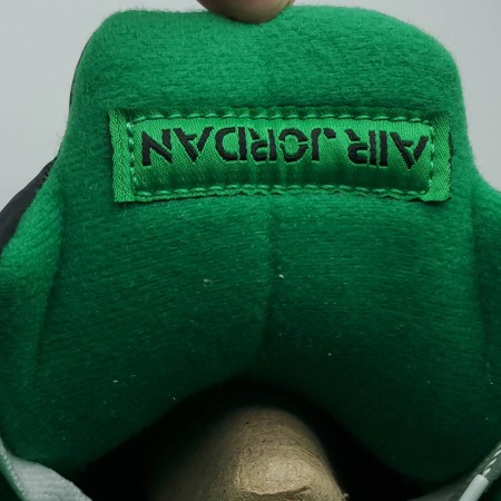 Wmns Air Jordan 5 Retro 'Lucky Green' Wmns Air Jordan 5 Retro 'Lucky Green'