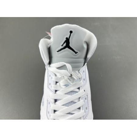 Air Jordan 5 Retro 'White Metallic' 2026 Air Jordan 5 Retro 'White Metallic' 2026