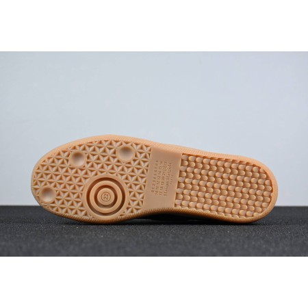 Maison Margiela Replica 'Black Gum' Maison Margiela Replica 'Black Gum'