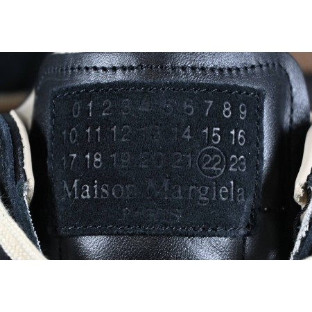 Maison Margiela Replica 'Black Gum' Maison Margiela Replica 'Black Gum'