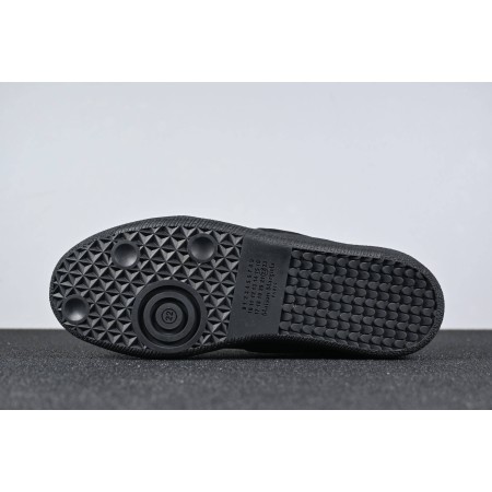 Maison Margiela Replica 'Black' Maison Margiela Replica 'Black'