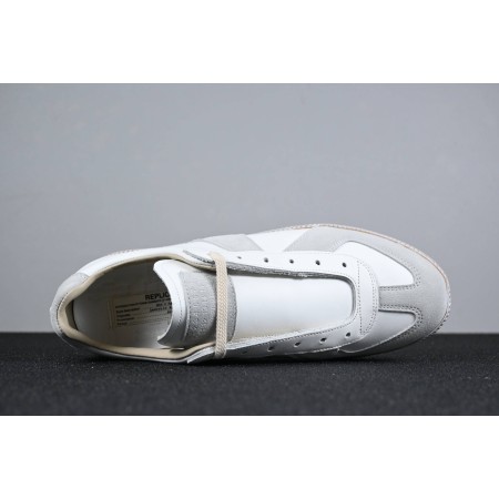 Maison Margiela Replica 'Deconstructed - White Light Grey' Maison Margiela Replica 'Deconstructed - White Light Grey'