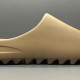 Yeezy Slides 'Earth Brown'