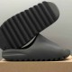 Yeezy Slides 'Onyx'